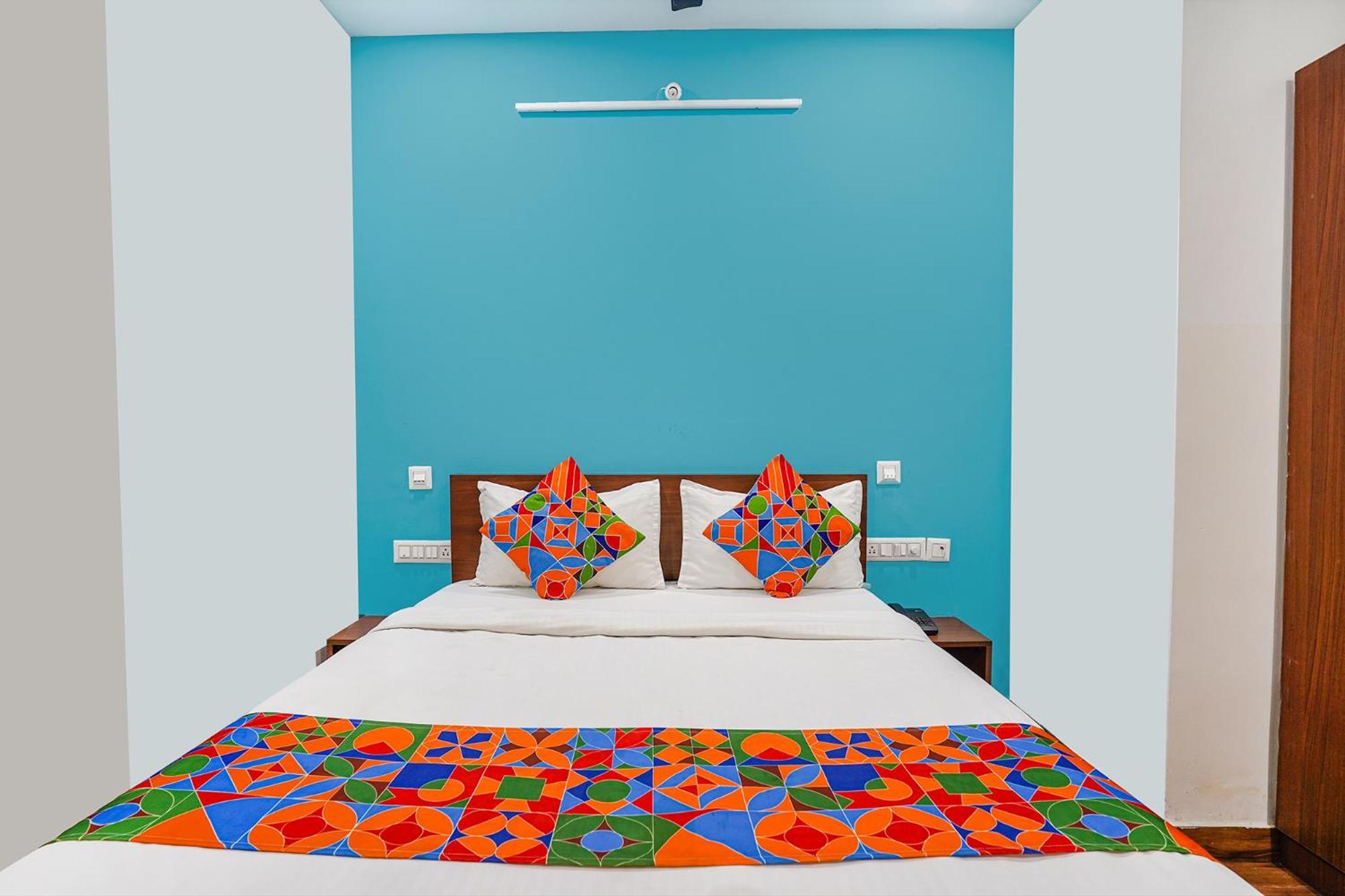 Fabhotel Rlv Green Palace - Nr Kengeri Satellite Town Bangalore Eksteriør bilde