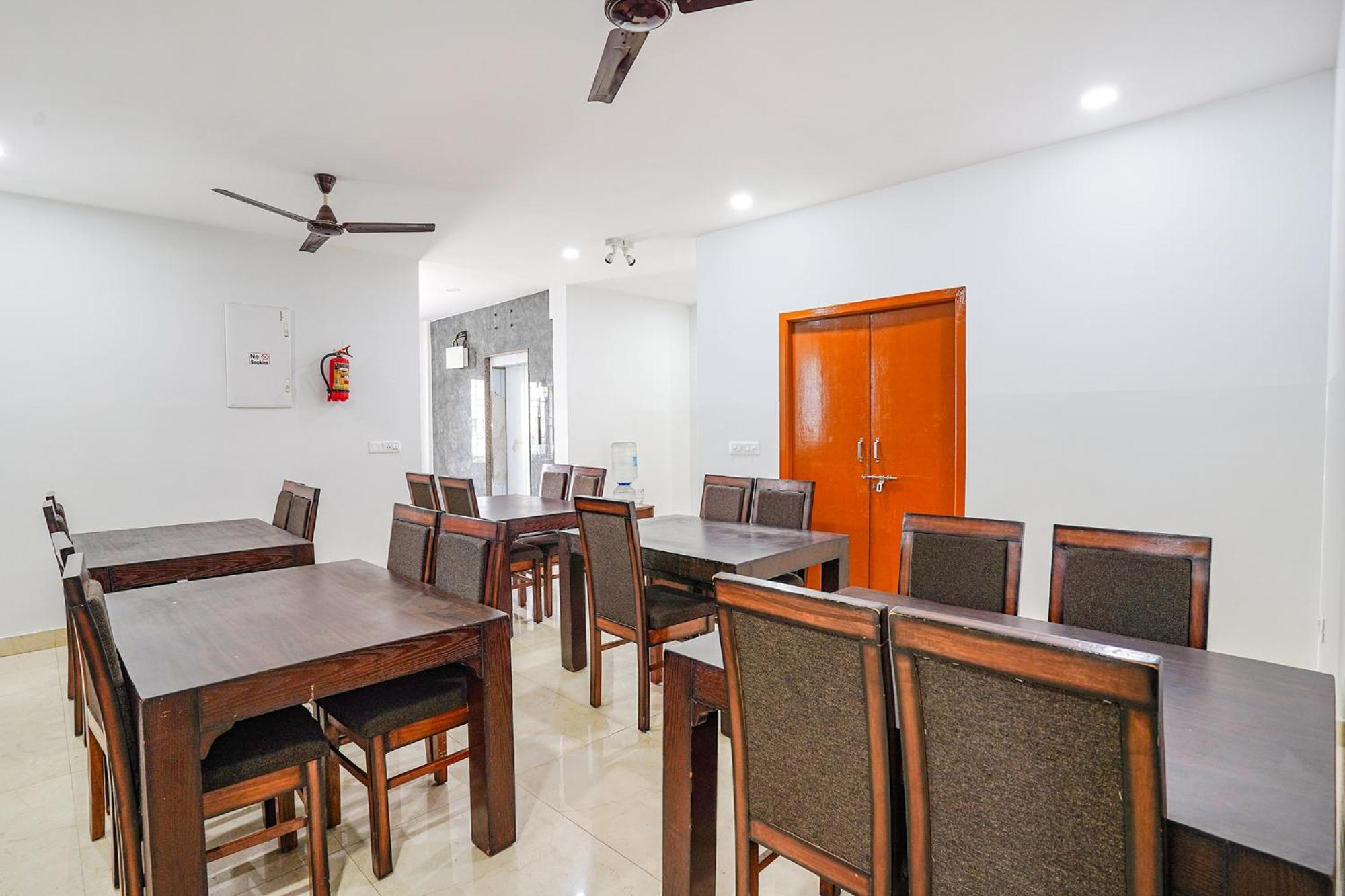 Fabhotel Rlv Green Palace - Nr Kengeri Satellite Town Bangalore Eksteriør bilde