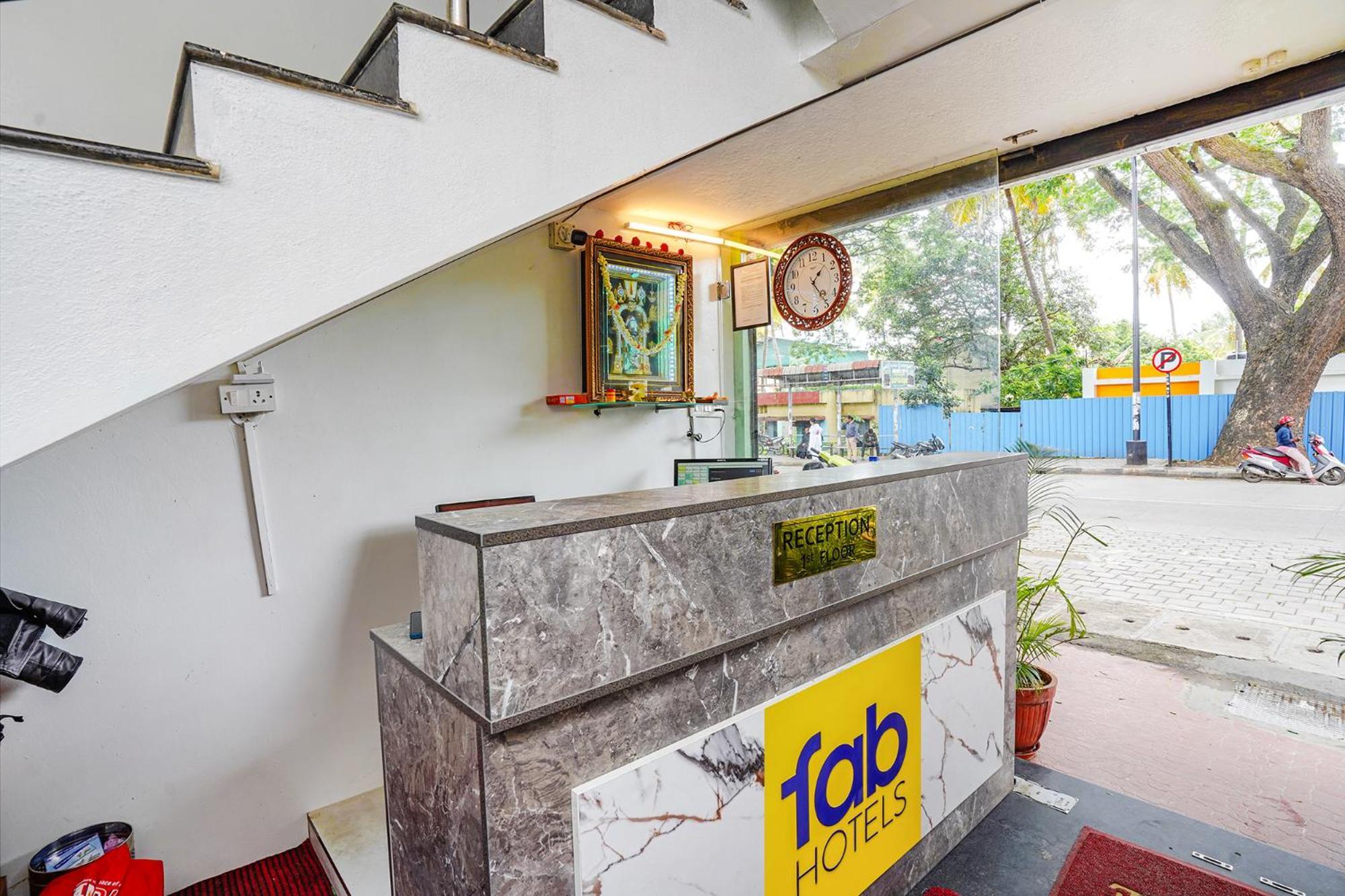 Fabhotel Rlv Green Palace - Nr Kengeri Satellite Town Bangalore Eksteriør bilde